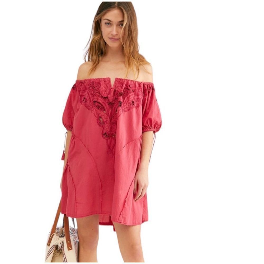 ✨Free People 'Sunbeat' Off-the-Shoulder
Mini Dress✨